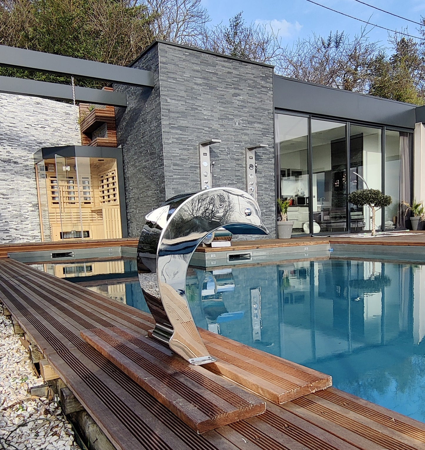 Cascade Mini Dauphin