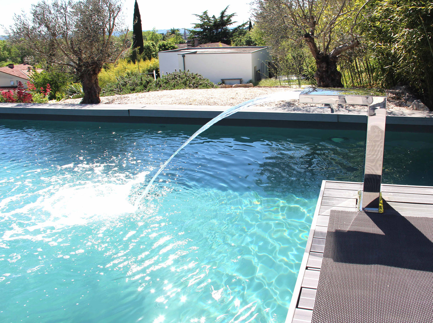 Cascade Demi-Cube lame d'eau