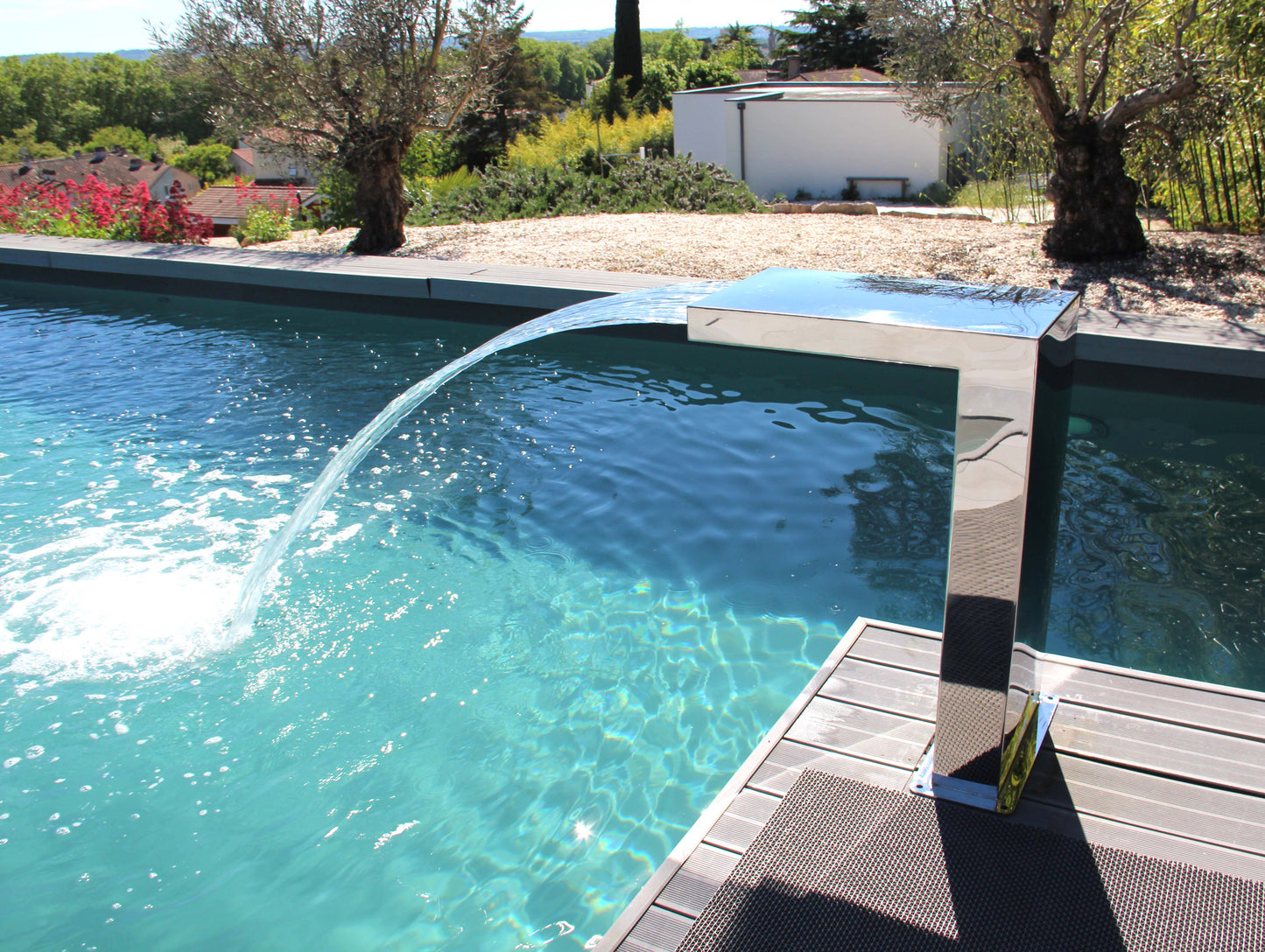 Cascade Demi-Cube lame d'eau